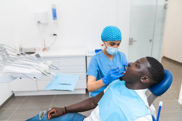 Best Emergency Wisdom Tooth Extraction in Indian Wells, CA